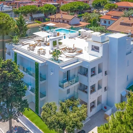 1 Bedroom Amazing In Lägenhet Pineto